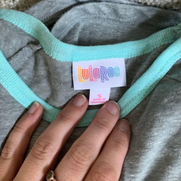 LuLaRoe Womens 3/4 Sleeve Gray & Mint Raglan Shirt S - Picture 5 of 5